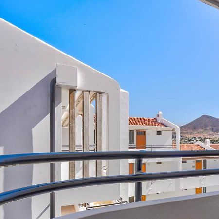 Stylish Flat And Pool With 3 Rooms, Sleeps 6, Los Cristianos Los Cristianos  Exterior photo